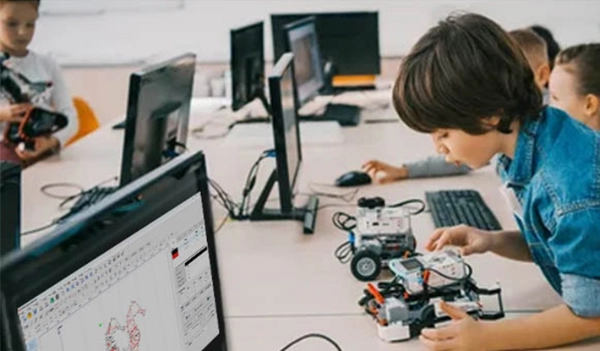 Vantaggi dei laser cutter CO2 desktop per l'istruzione