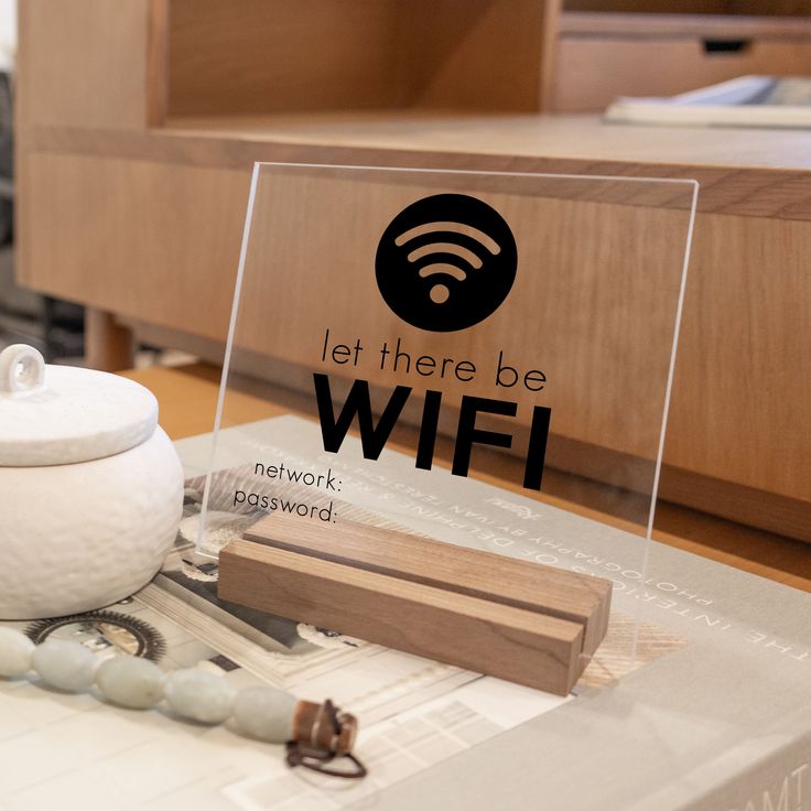 Come utilizzare la macchina da taglio laser da tavolo per creare una scheda password WIFI?