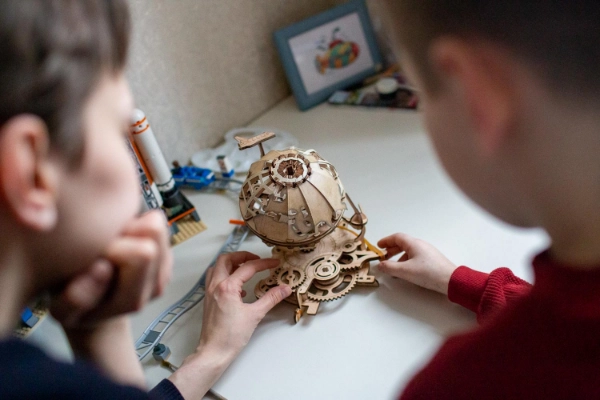 Desktop CO2 Laser Cutter for Education